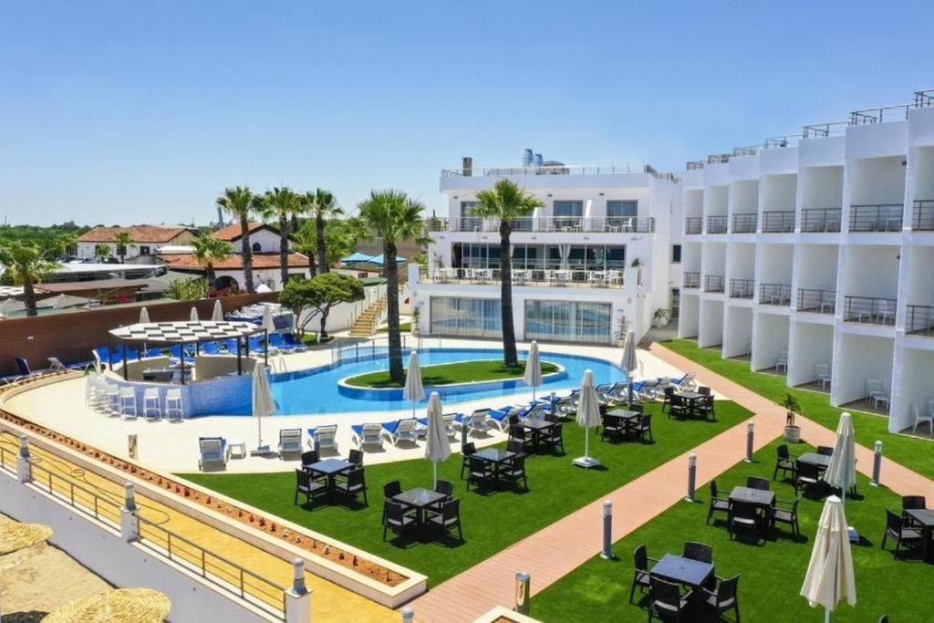Mimoza Beachfront Hotel & Restaurant Famagusta (Northern Cyprus) Exterior photo