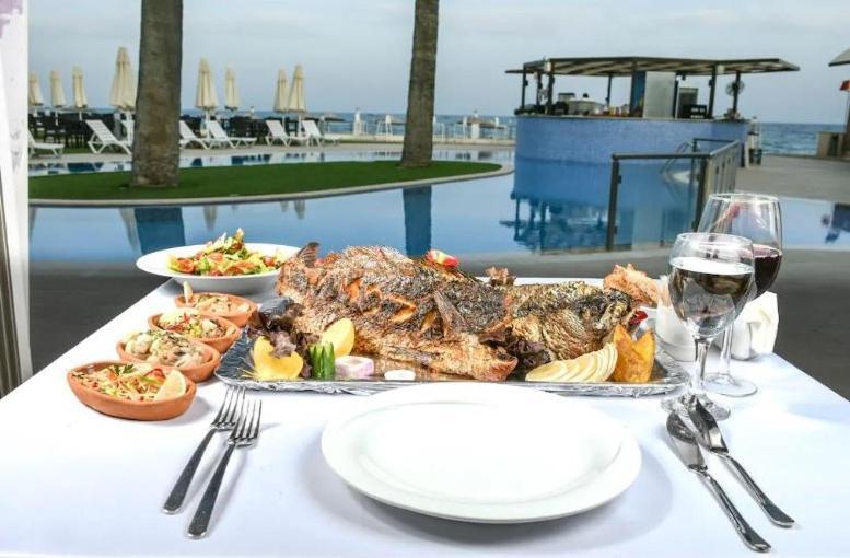 Mimoza Beachfront Hotel & Restaurant Famagusta (Northern Cyprus) Exterior photo