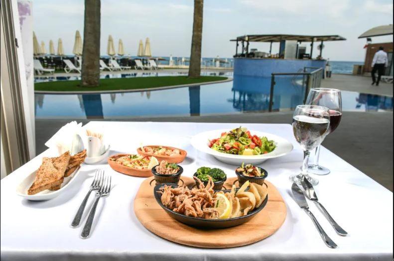 Mimoza Beachfront Hotel & Restaurant Famagusta (Northern Cyprus) Exterior photo